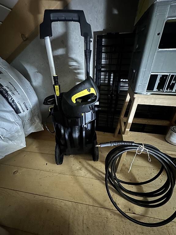 Idropulitrici ad alta pressione: Karcher K4 Compact – Usato da Epalinges venduto da mr.siegal 3