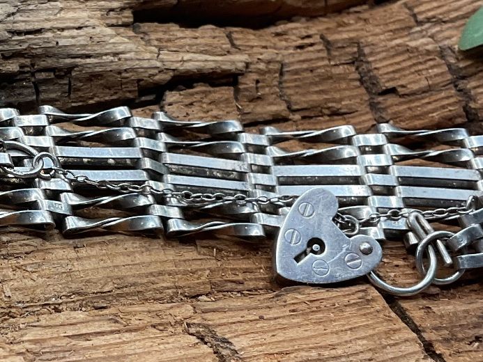 Bracciali & Braccialetti: Vintage Silberarmband mit Vorhängeschloss – Usato da Luzern venduto da S.Kern01 4