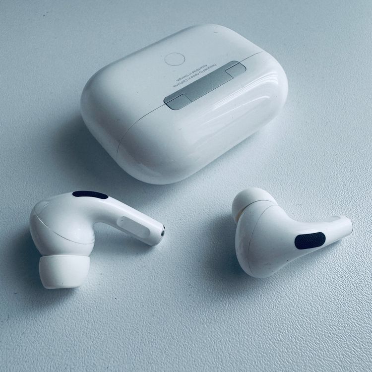 Apple Kopfhörer: Original Apple AirPods Pro 1 Gen. Wireless USB-C Kabel – Gebraucht aus Basel von MY.AIRPODS.SHOP 7