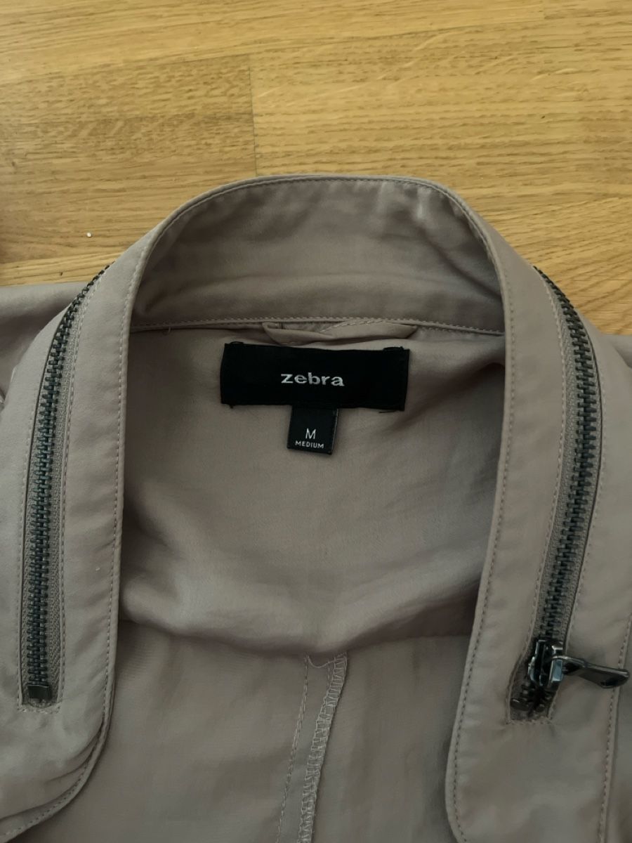 Zebra Giacche: Veste grise ZÉBRA – Usato da Le Locle venduto da Mayd_h 1
