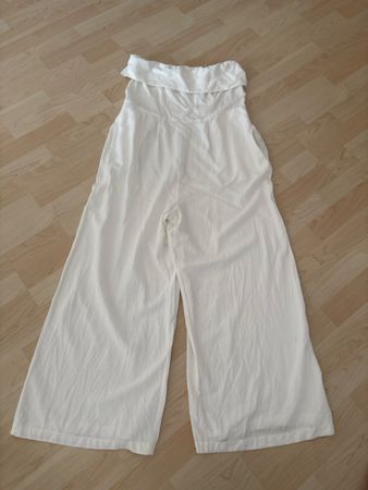 Weißer Baumwoll Overall mit weitem Bein, seitlichen Taschen,