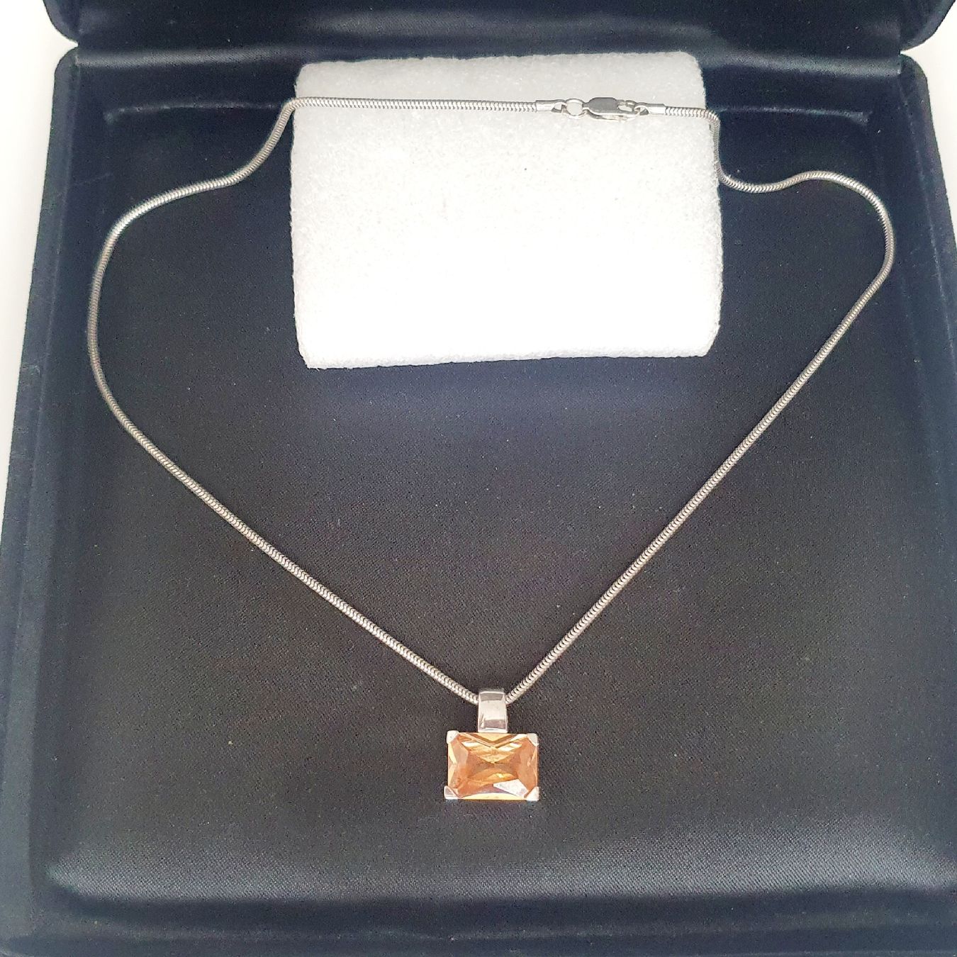 Catenine: Silber  Halskette mit orangem Stein, 925 Silber – Usato da Kreuzlingen venduto da Wunderkiste123 5