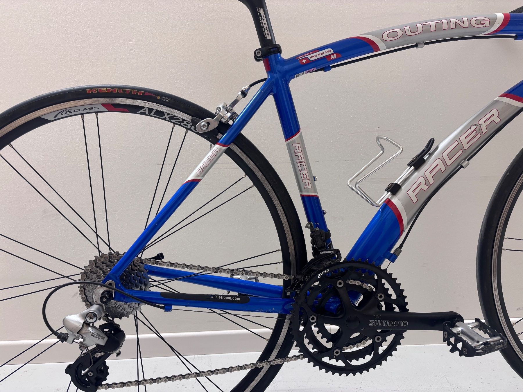 Velos: Rennvelo mit geradem Lenker – Gebraucht aus Wetzikon ZH von Startrampe 1