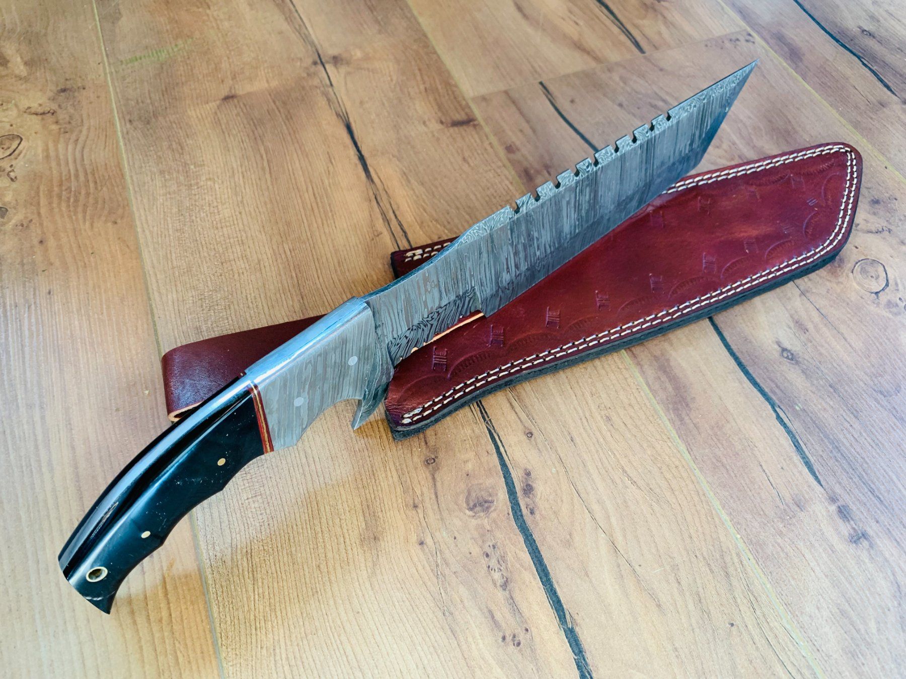 Zubehör: Damast Messer feststehend HANDMADE 37cm schmid No. 04 – Neu und originalverpackt aus Bergdietikon von shopAgent 8