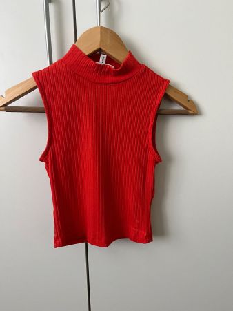 Edited elegantes Top gerippt - Grösse 34 - leicht bauchfrei