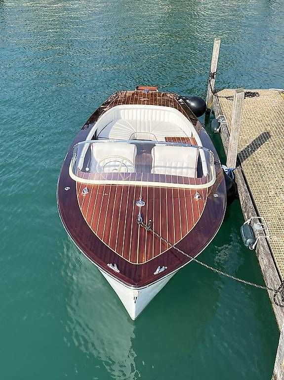 Barche: Runabout (Bösch / Riva) inkl. Trailer – Usato da Zürich venduto da maag.a 1