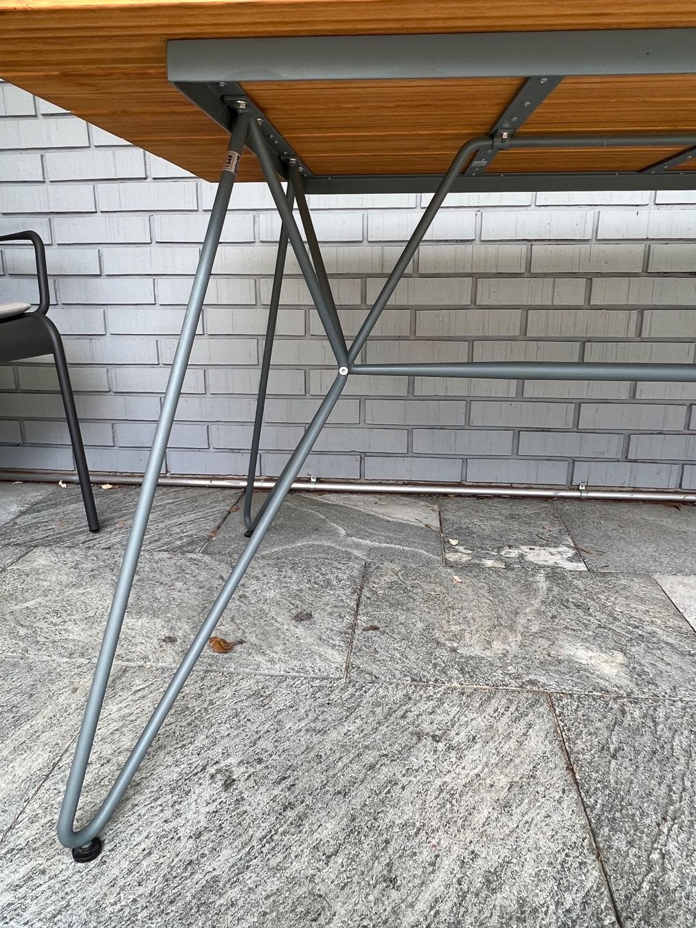 Pfister Tische: Neuwertiger Gartentisch Mobitare – Neu (gemäss Beschreibung) aus Biel-Benken BL von  3