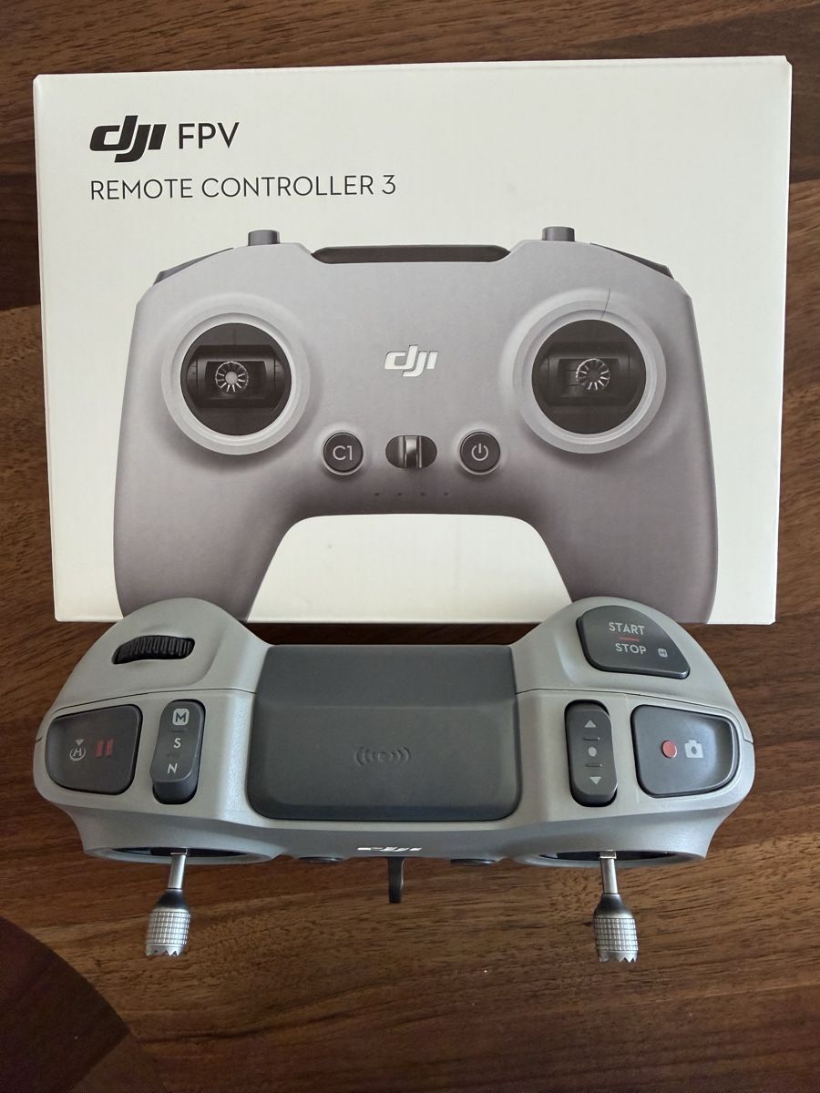 DJI Fernsteuerungen: DJI FPV remote 3 controller – Gebraucht aus Emmen von ViktorLu 2