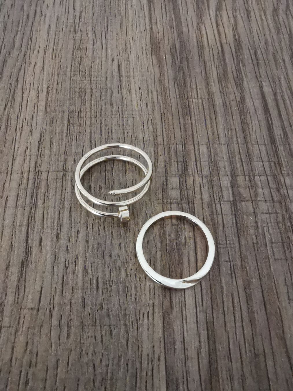 Anelli: Goldfarbenes Ring-Set, Grösse 56 – Usato da Bonaduz venduto da TheCahenzli