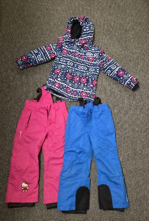 Set aus Skijacke und 2x Skihose Grösse 110/116
