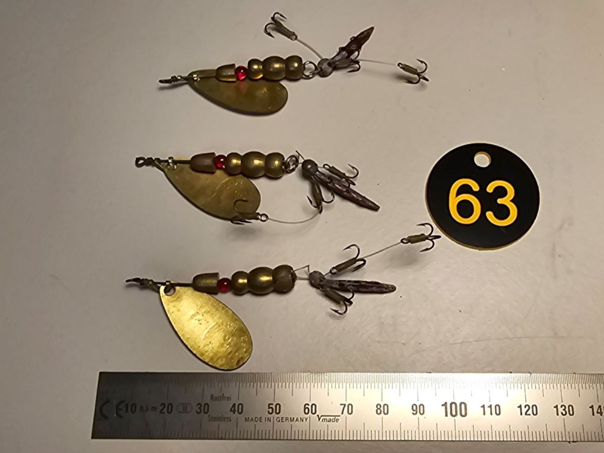 Esche: Seeforellen Löffeli Set Rubille speciale Köderfischmontage – Usato da Abtwil SG venduto da Fischerei_Artikel 1