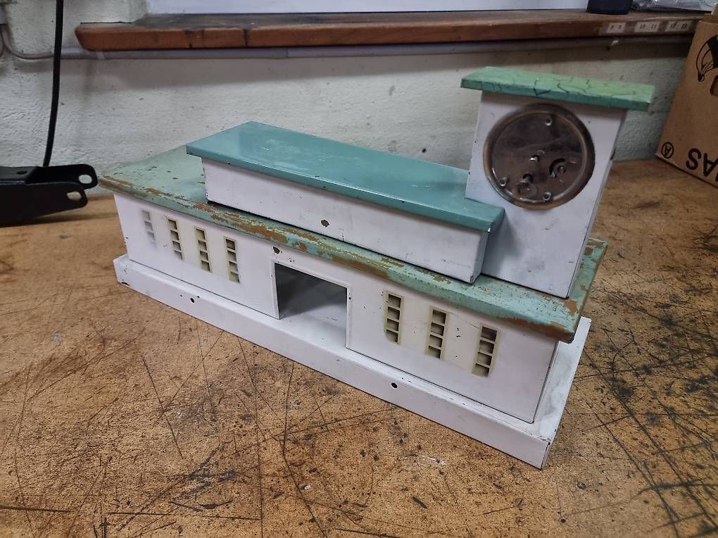 Modellini di ferrovie: alter Märklin Kibri Spur 0 Blechbahnhof – Usato da Au SG venduto da 0saintcity0 2
