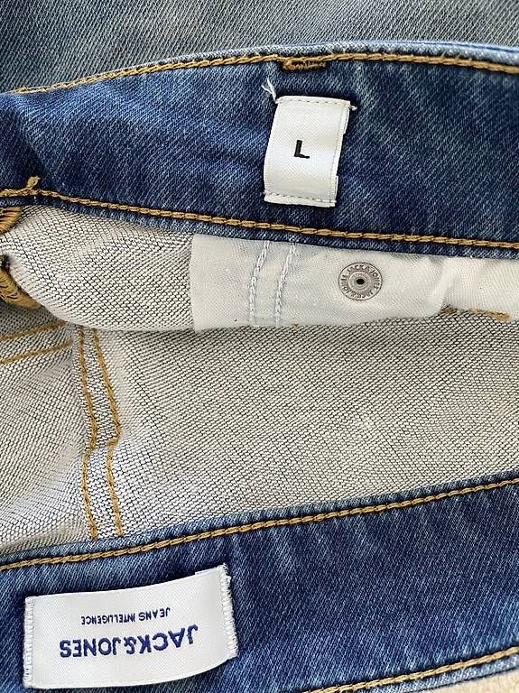 Jack & Jones Jeans: Shorts neufs jack Jones taille L / 34 – Nuovo (secondo la descrizione) da Lausanne venduto da chr_m7h2 4