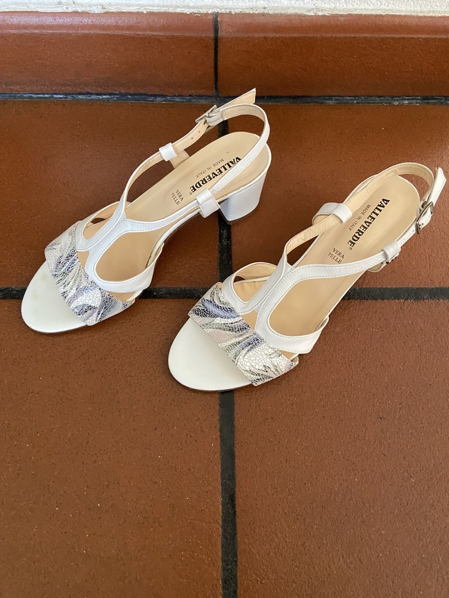 Damenschuhe: Valleverde Tamaris sandalen Grösse 39 – Gebraucht aus Arbedo von gregmccooper 1