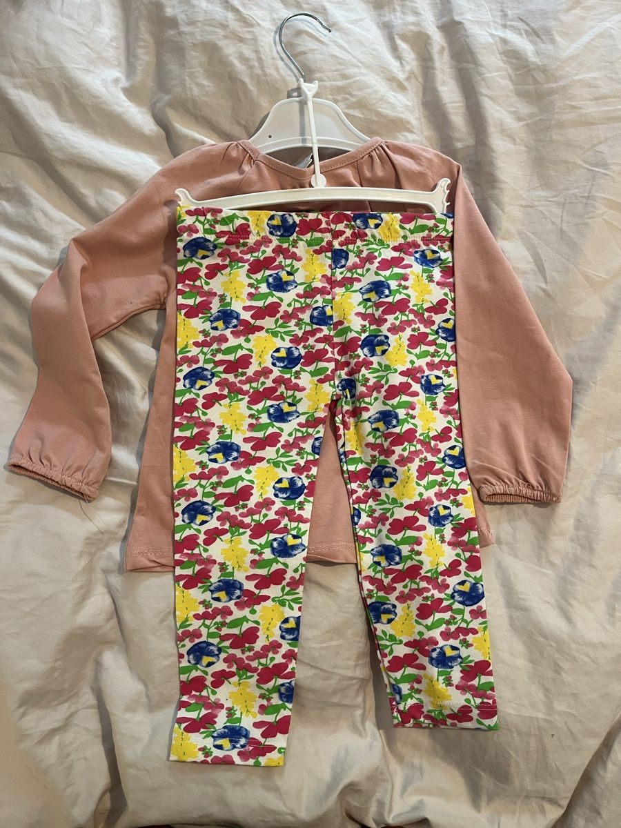 Lotti & Set di vestiti: Legging and shirt set new  – Nuovo (secondo la descrizione) da Langnau am Albis venduto da adi_jqs8 1