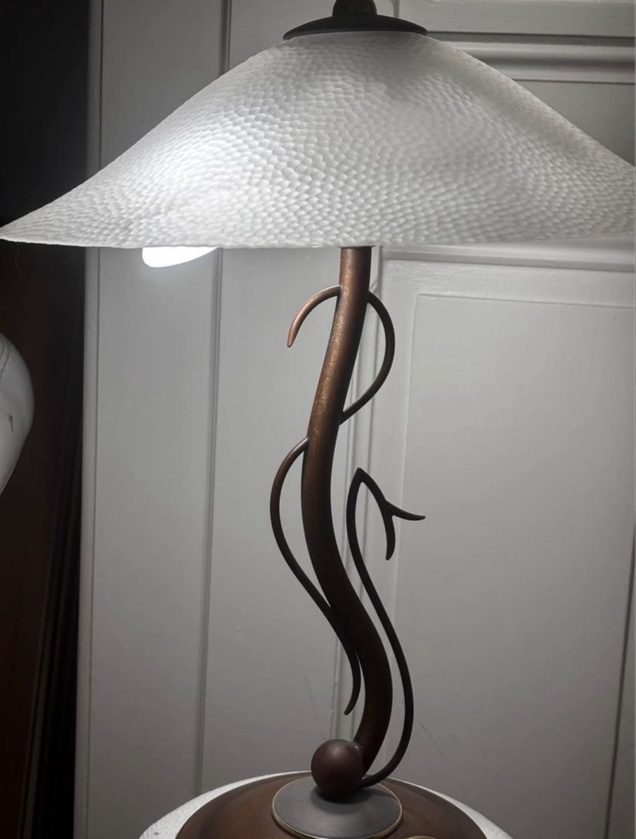 Lampade: Lampe de table design tulipe verre martel

50 – Nuovo (secondo la descrizione) da Genève venduto da ati_tj8f 1