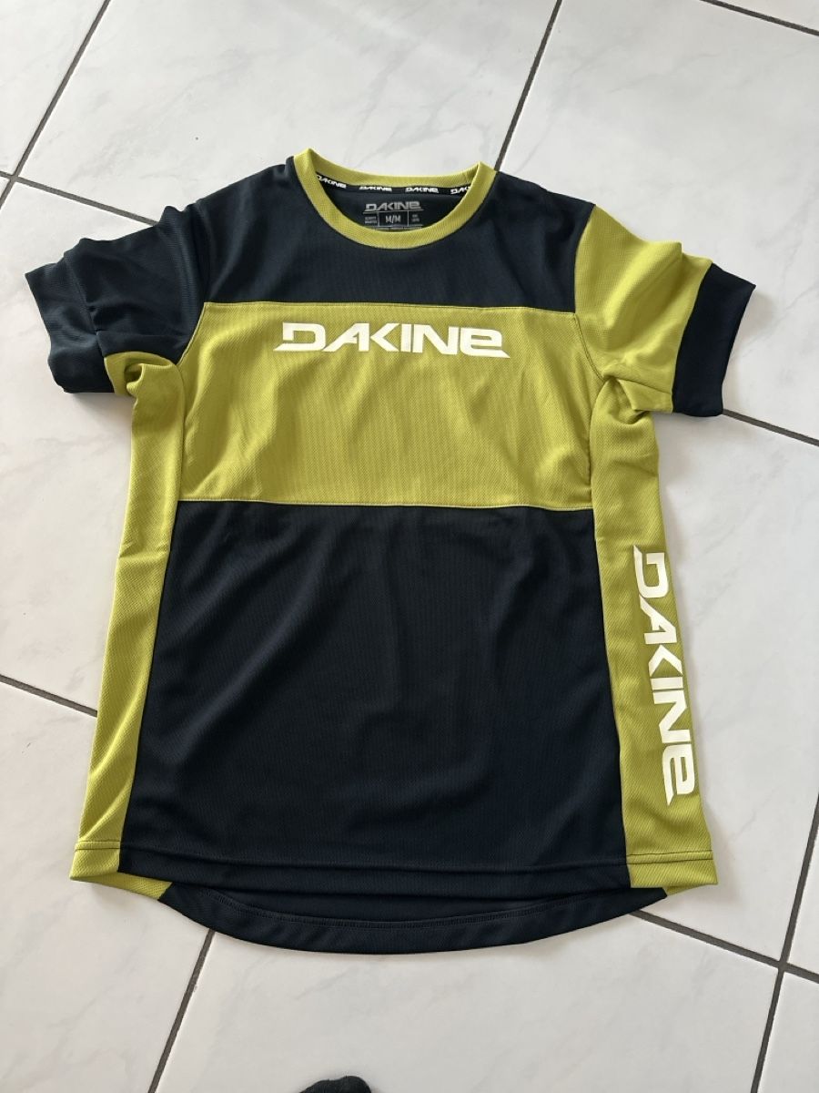 Dakine Canottiere & Pantaloni: Da Kine Veloshirt Gr. M – Usato da Wileroltigen venduto da torro11