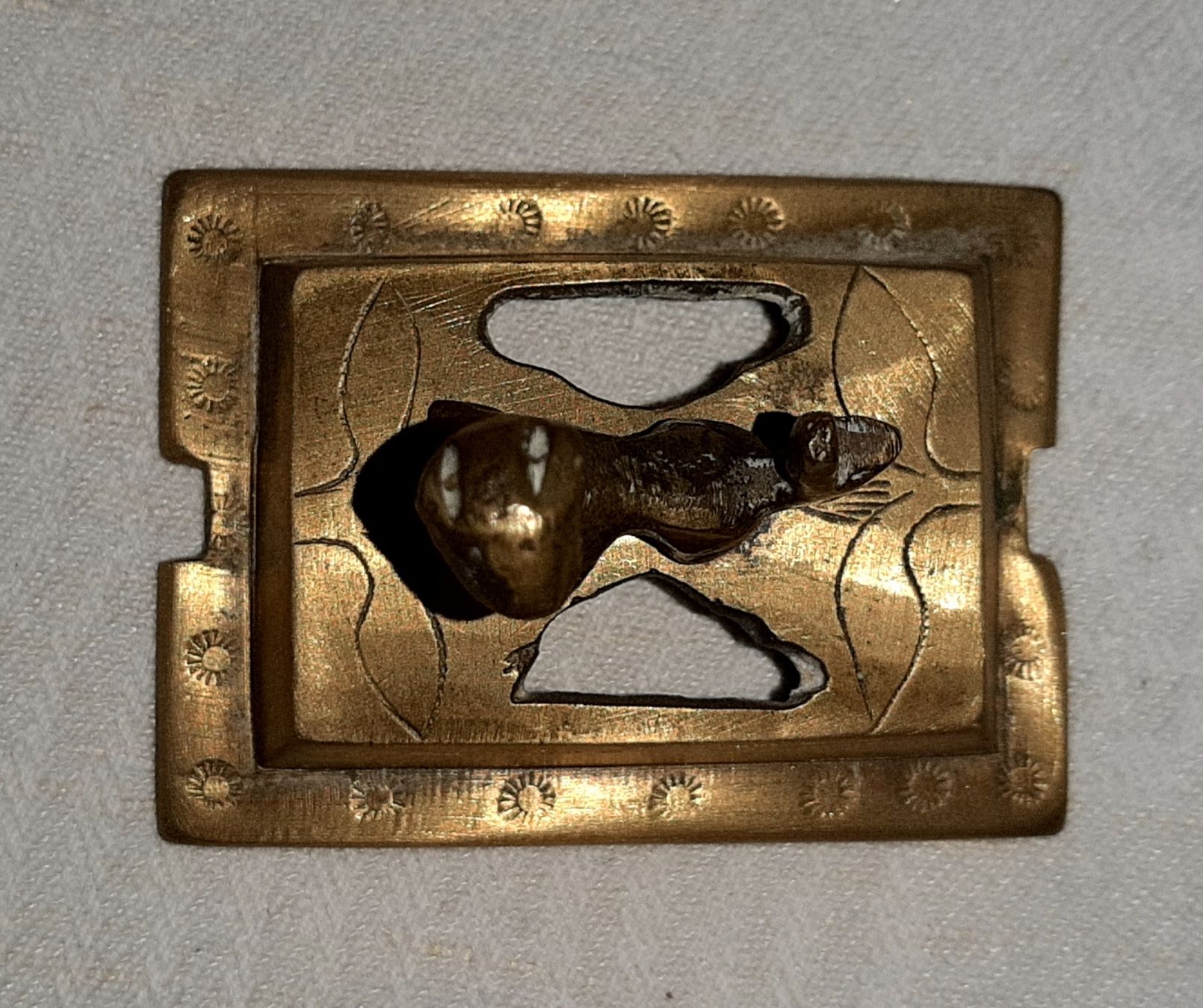 Purificatori d'aria: MESSING-Räuchertöpfchen mit Tierfigur, antik – Nuovo (secondo la descrizione) da Kirchberg BE venduto da CZ09 1