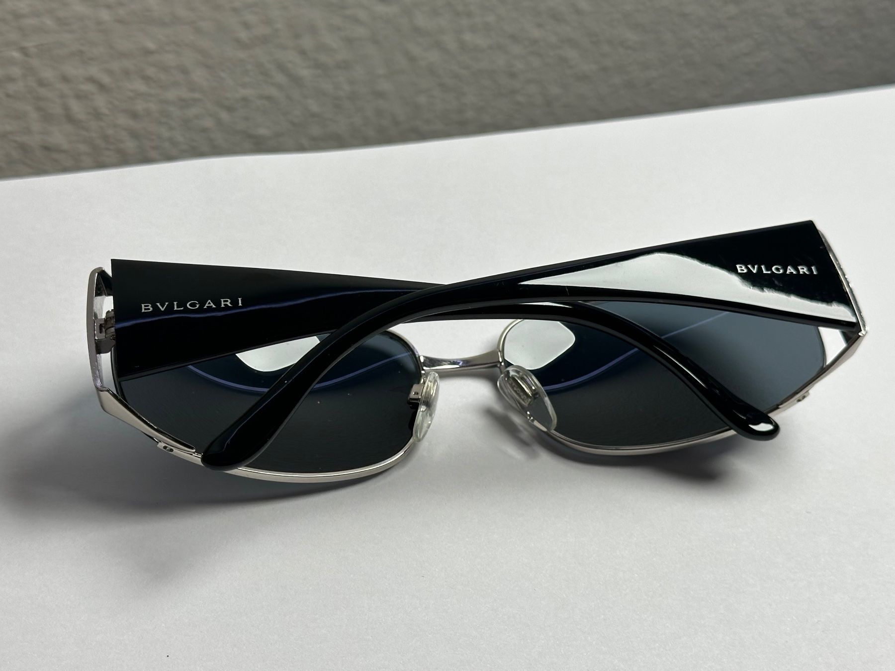 Bulgari Brillen & Gläser: BVLGARI Vintage-Sonnenbrille – Gebraucht aus Pfäffikon ZH von 0iB4F 2