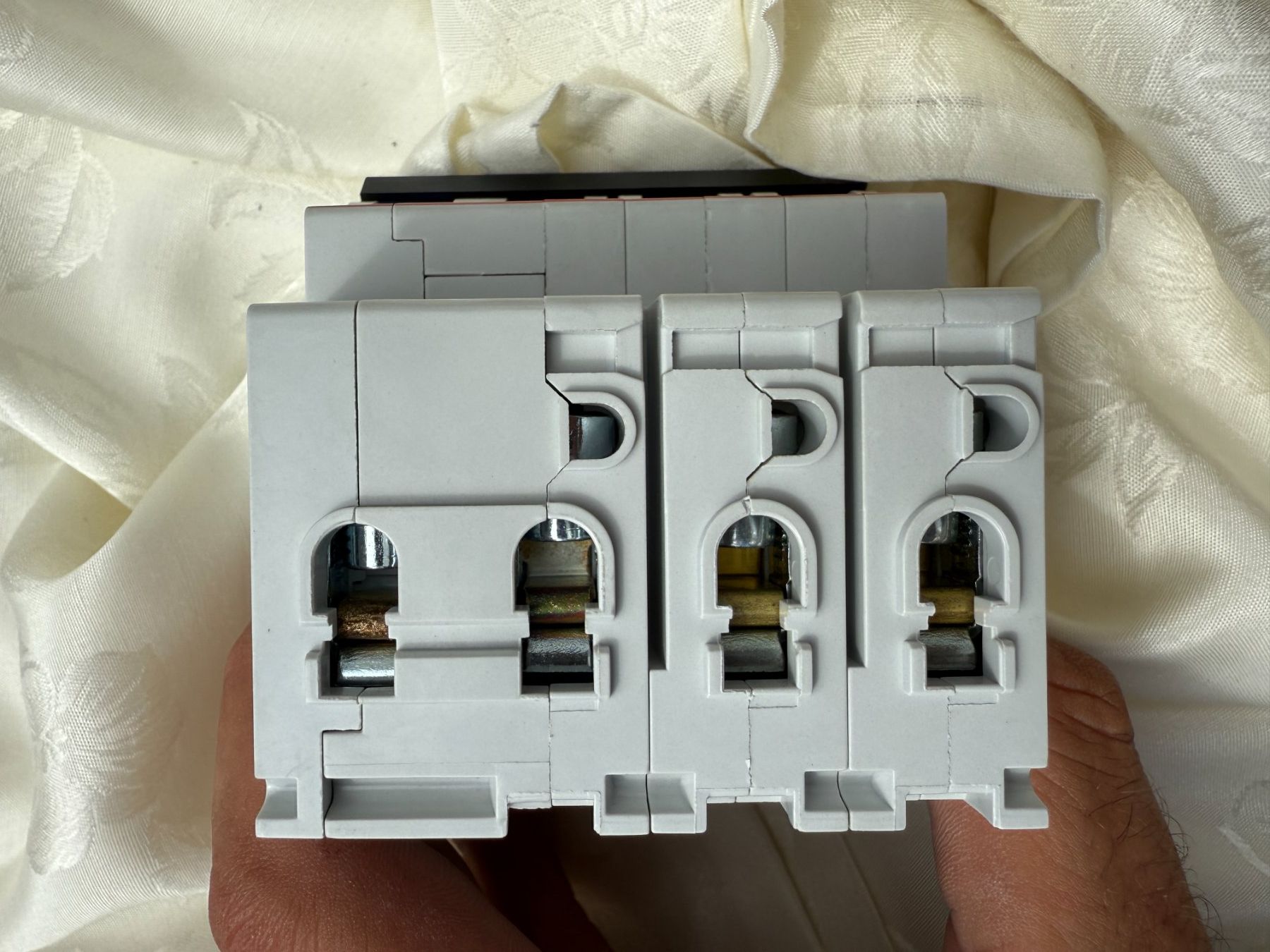 ABB Interruttori: ABB FS403M-C16/0.03 Differentialschalter NEU NP 290.- – Nuovo e nell'imballaggio originale da Vacallo venduto da cri_229f 5