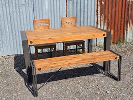 Esstisch Akazie massiv & Metall – Industrial Style