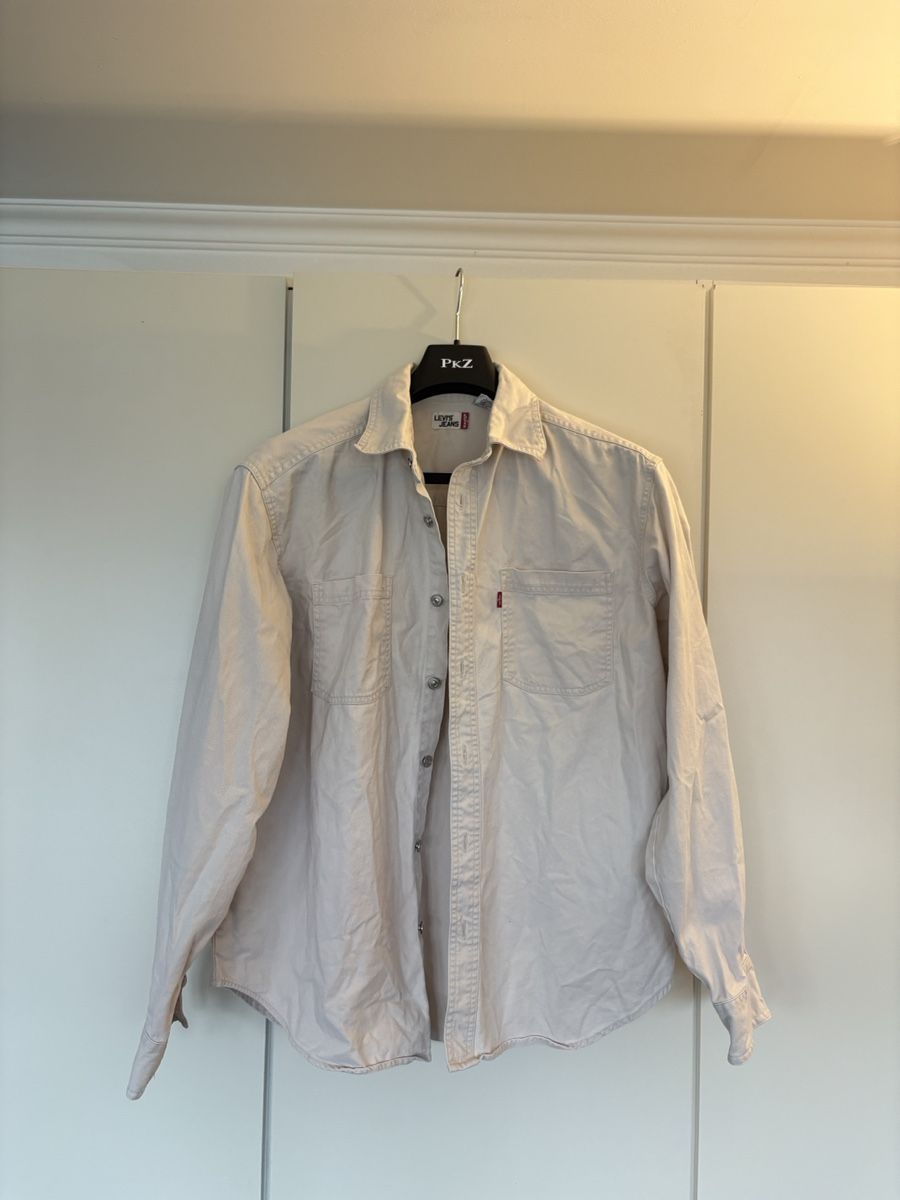 Levi's Giacche: Levi's Denim Pink Shirt – Usato da Gland venduto da chu_qc69