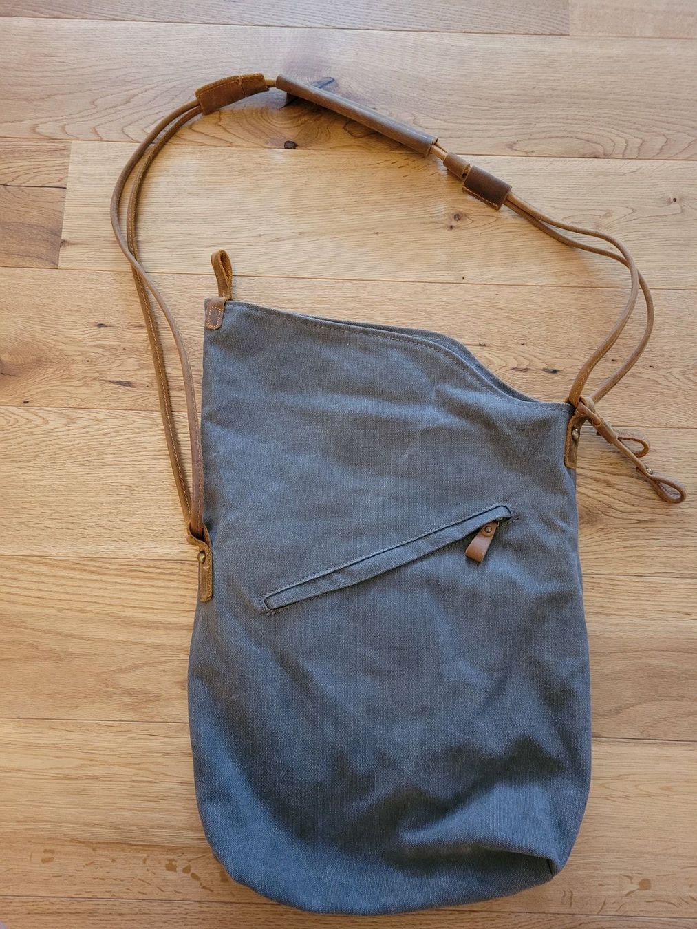 Taschen für Damen: Umhängetasche – Gebraucht aus Kaisten von Tschigi87 1
