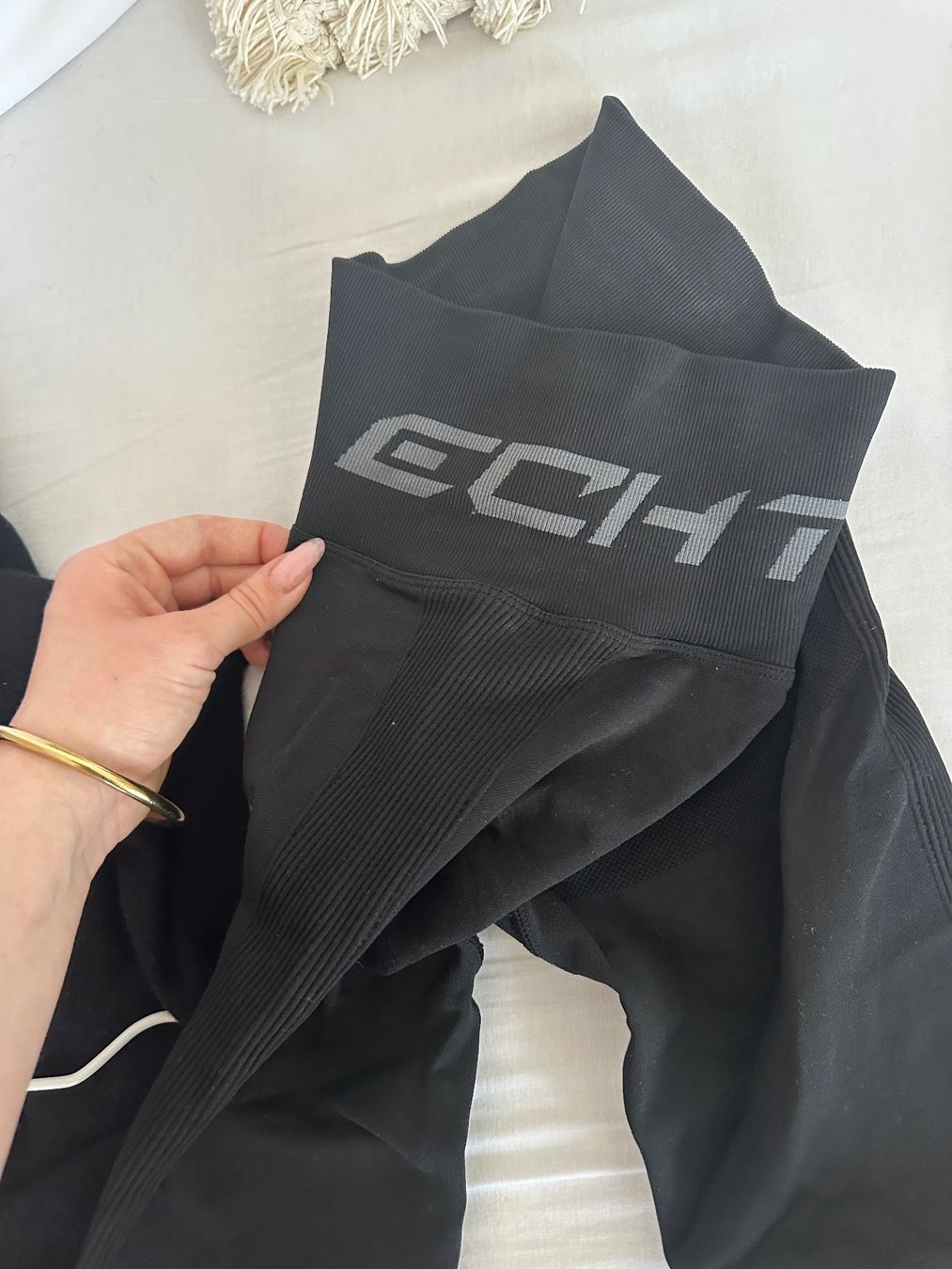 Leggings: ECHT Leggings – Nuovo (secondo la descrizione) da Konolfingen venduto da gle_nbf9 2