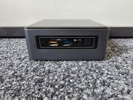 Intel NUC6CAYH / 120 GB SSD / 8 GB RAM / 2.30 GHz