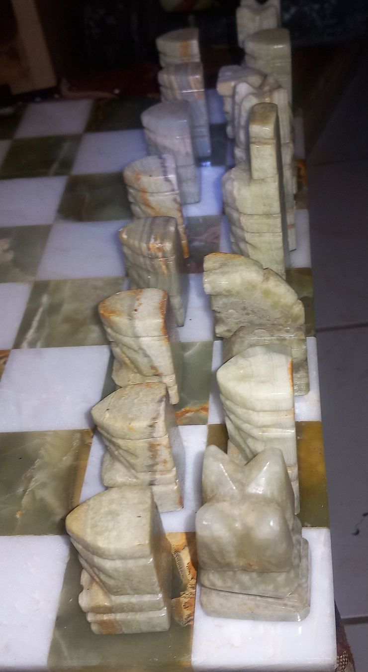 Statuette: SCHACHFIGUREN UND SCHACHBRETT – Usato da Ried-Brig venduto da ugukim 3