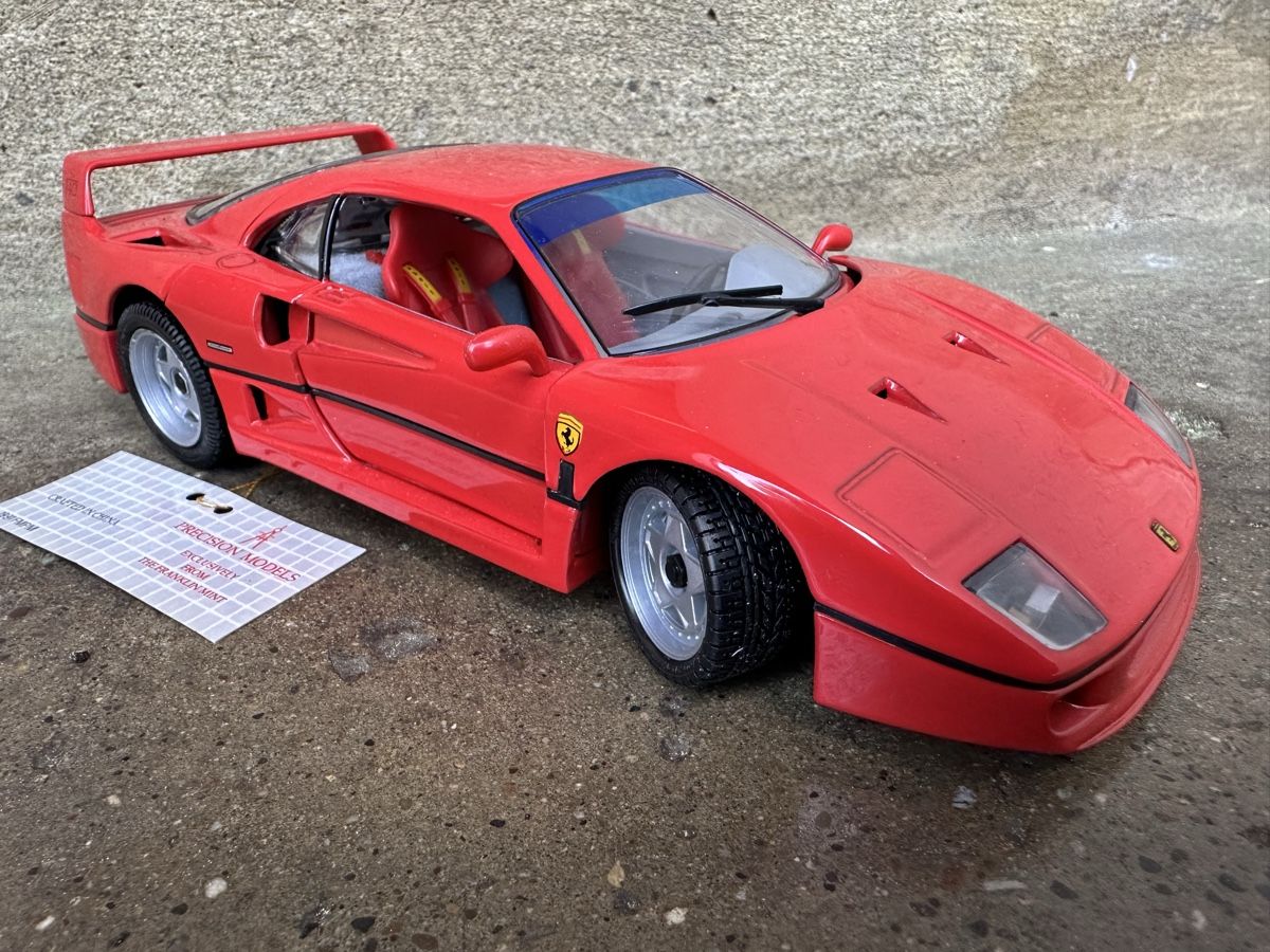 Ferrari Modellini d'auto: Ferrari f40 – Nuovo (secondo la descrizione) da Reinach AG venduto da rares75