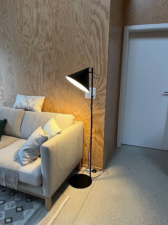 Lampen: Stehleuchte – Gebraucht aus Corgémont von ivia71 1