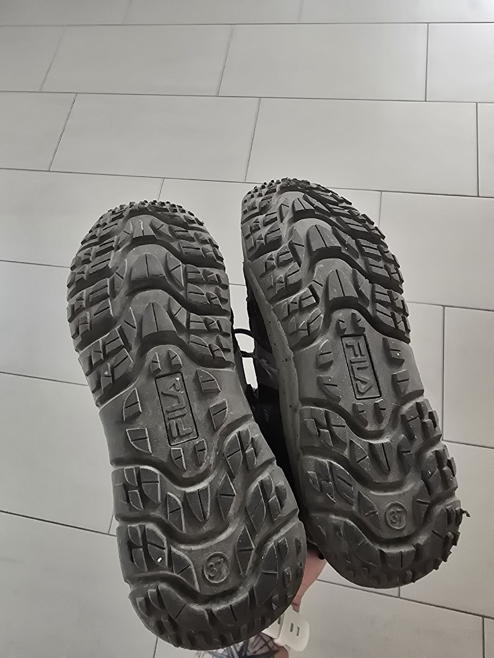 Fila Herrenschuhe: Wanderschuhe Gr. 37 – Gebraucht aus Buchberg von Kyra2009 3