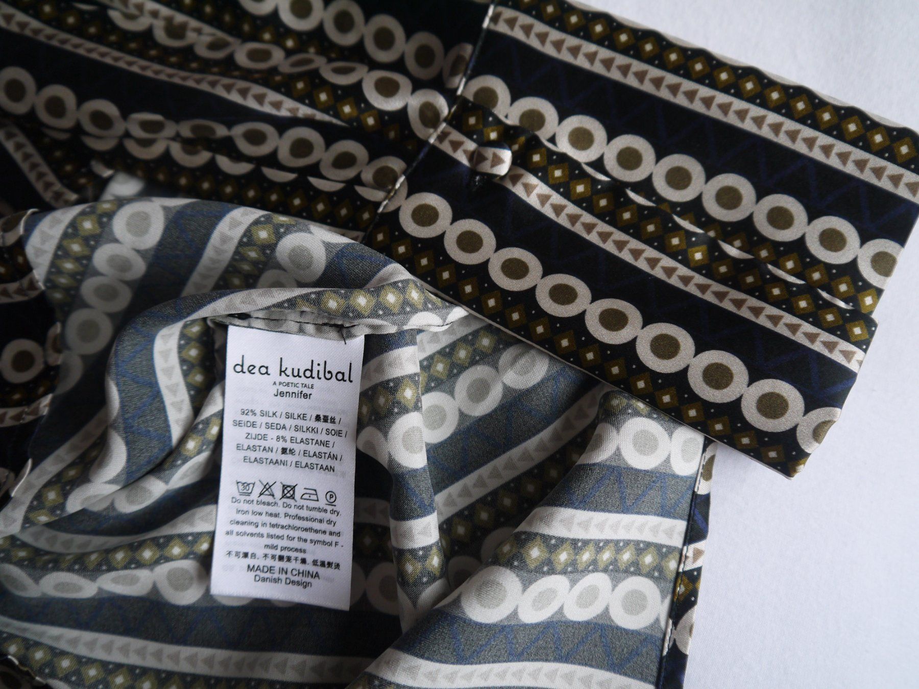 Dea Kudibal Camicette: DEA KUDIBAL Bluse aus Seide Gr:XXS - S – Usato da Hagendorn venduto da Blaf 3