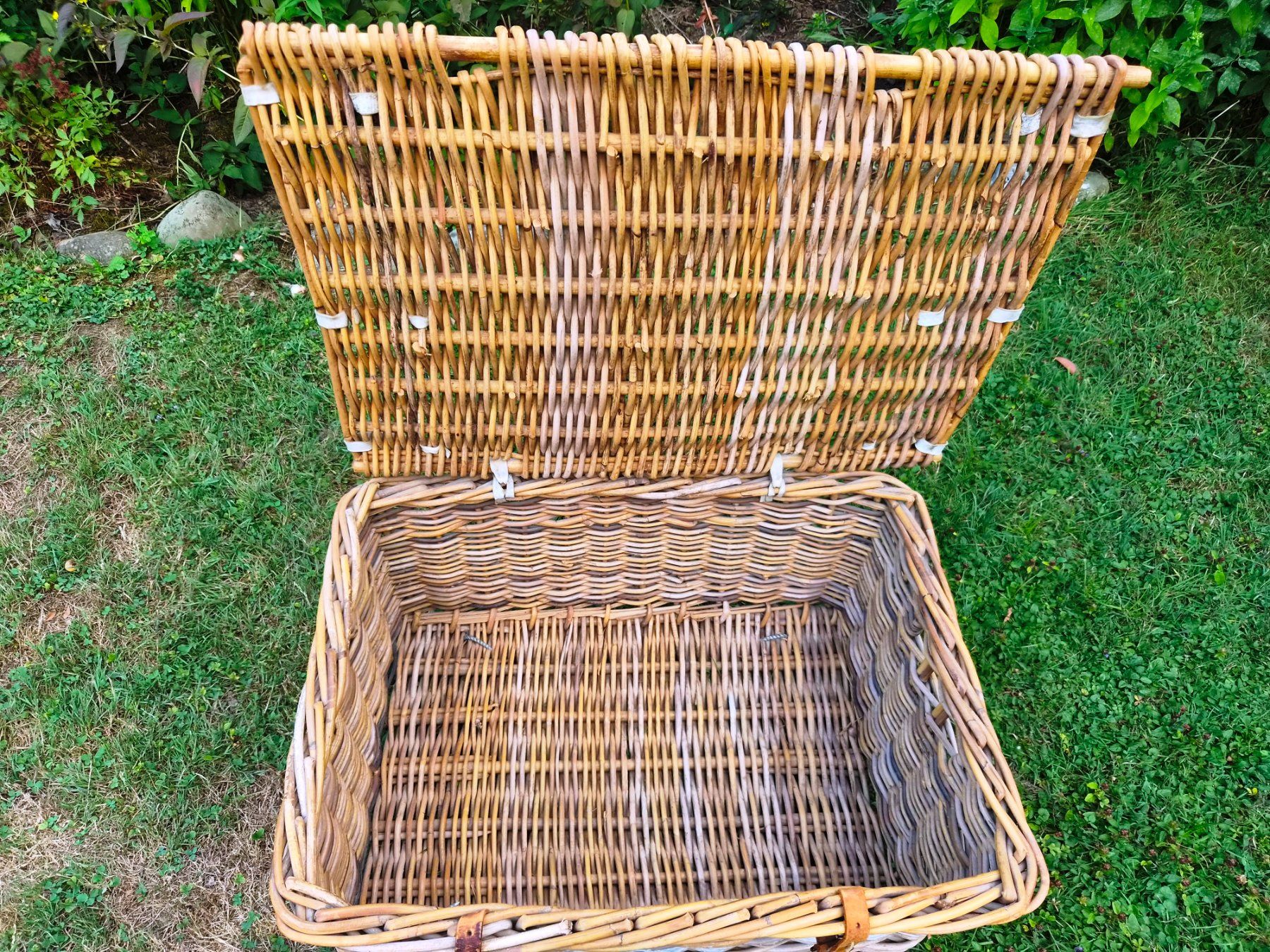 Sonstiges für Haushalt & Wohnen: Große Vintage Weidentruhe / Wäschekorb "LAUNDRY" – Gebraucht aus Zürich von Primanoctis 6