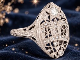 Funkelnder Stern – Antiker Diamantring 14K Weissgold