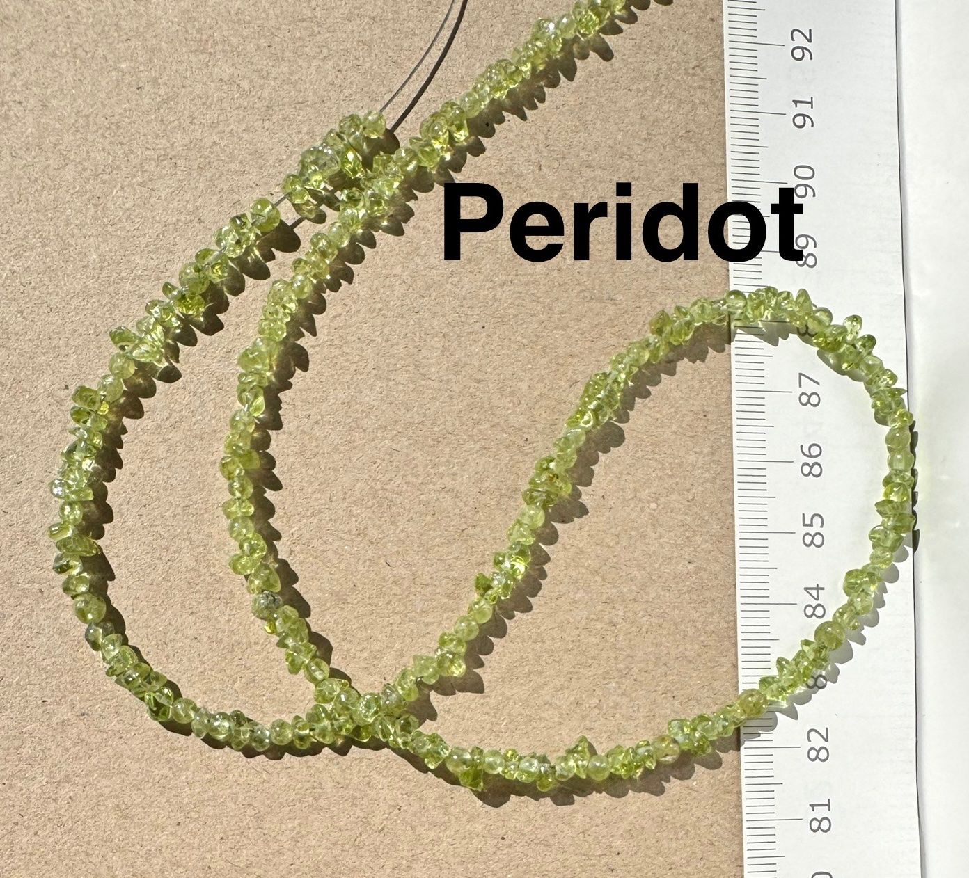 Catenine: Peridot. Olivin   extra  wilde Nugget/Splitter Form     46cm – Nuovo e nell'imballaggio originale da Leuggern venduto da gemshow 7