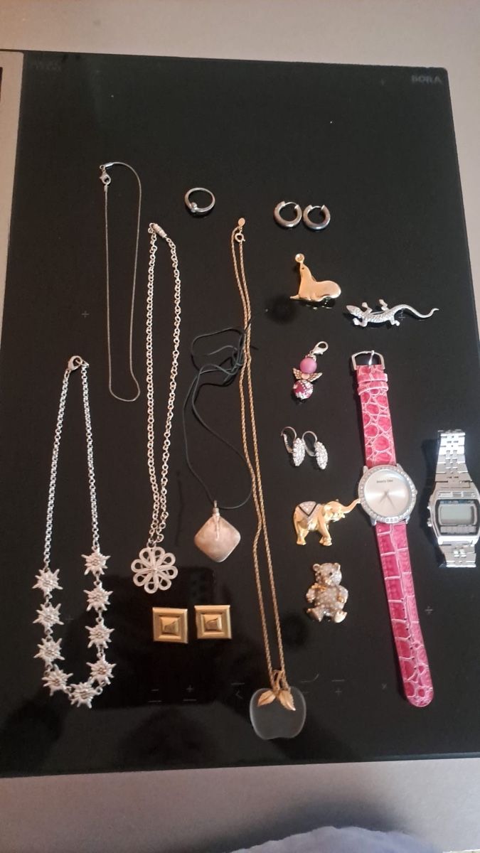 Swarovski Sonstiger Schmuck: Verschiedener Schmuck inkl Swarovski – Gebraucht aus Zollikon von andvon