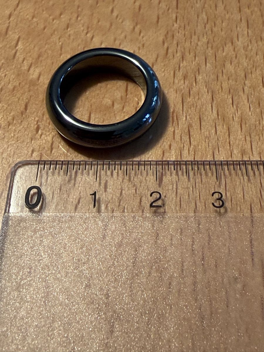 Anelli: Schöner Hematit Ring - Glücksring, Grösse 21mm, Top! – Nuovo (secondo la descrizione) da Erlenbach ZH venduto da Ritschly
