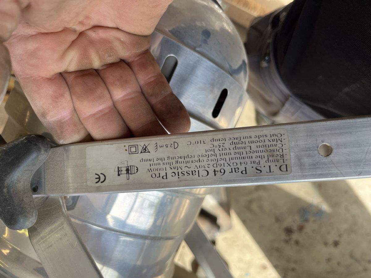 Fari: Scheinwerfer Gehäuse DTS Par 64 Classic Pro, 5 Stück – Difettoso da Boniswil venduto da FindInBox 8