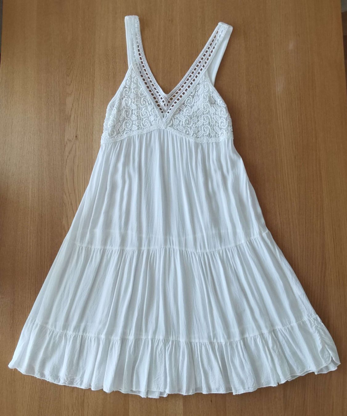 Kleider: Weisses Kleid – Gebraucht aus Zug von WickiPanda