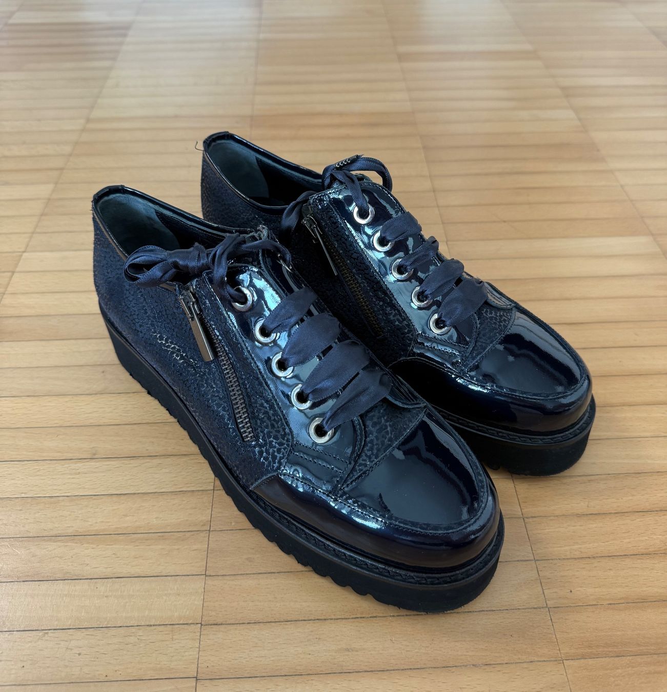 Scarpe da donna: Susy Damenschuhe Gr. 40 - NEU – Nuovo (secondo la descrizione) da Frauenfeld venduto da LIL_NA