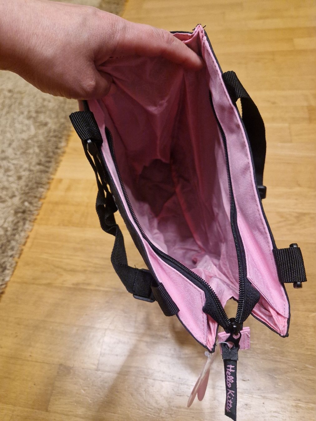Borse: Sac Hello Kitty neuf avec étiquette – Nuovo e nell'imballaggio originale da Penthaz venduto da Sosotroc 2