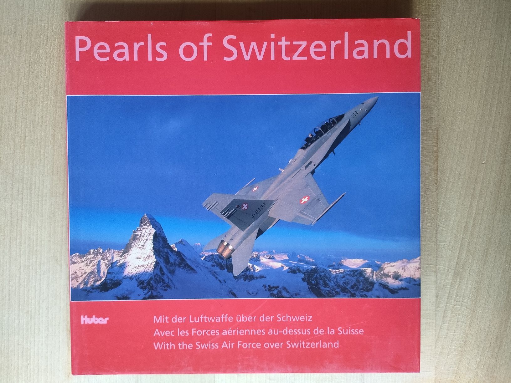 Libri: Schweizer Armee Militär Buch, Luftwaffe – Usato da Schwanden Sigrisw venduto da pho_2mc9