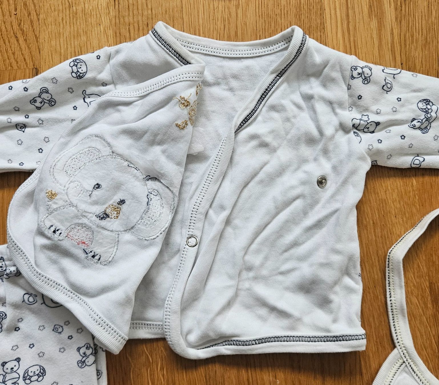 Lotti & Set di vestiti: Neues Baby Erstgeborenen Set – Nuovo (secondo la descrizione) da Utzenstorf venduto da and_c8wy 1