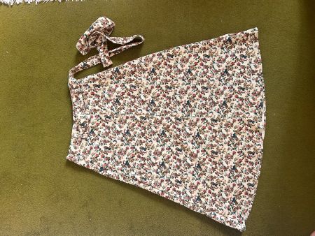 Flowery skirt