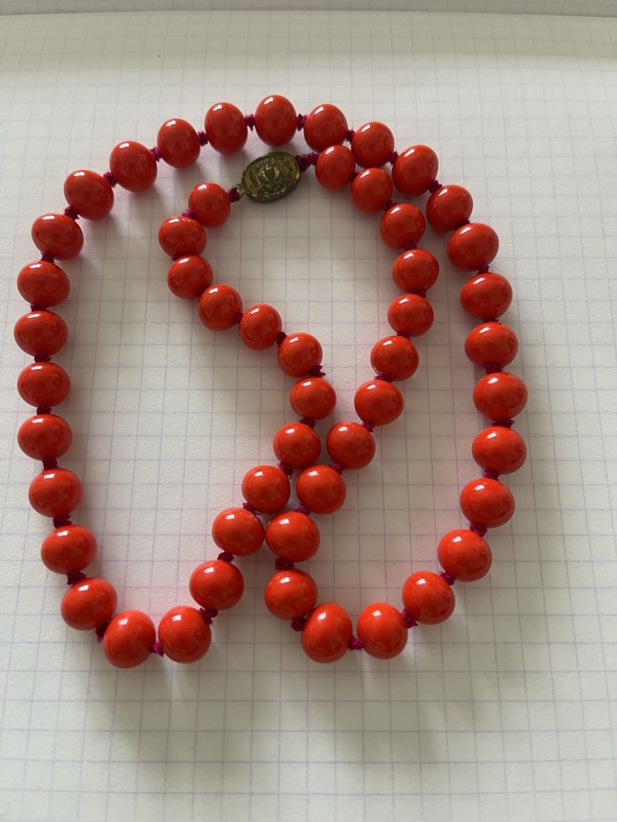 Collier vintage perles véritables rouges, 54 cm/ Lisez texte (D ...