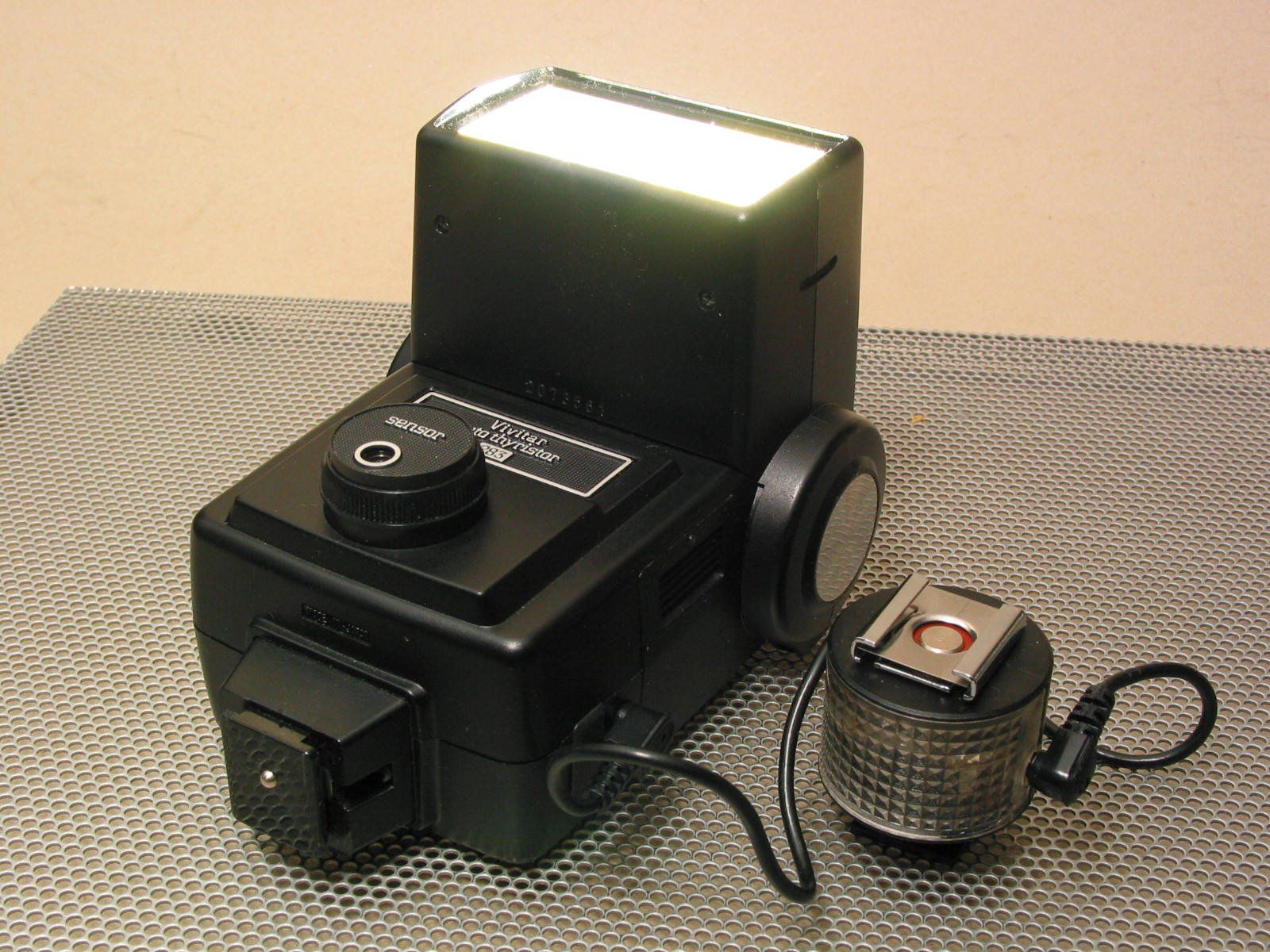 Vivitar Flash: VIVITAR SL-2 Remote Flash Trigger SL2 Sensor 283 Blitz RAR – Usato da Dielsdorf venduto da swiss-canon 4