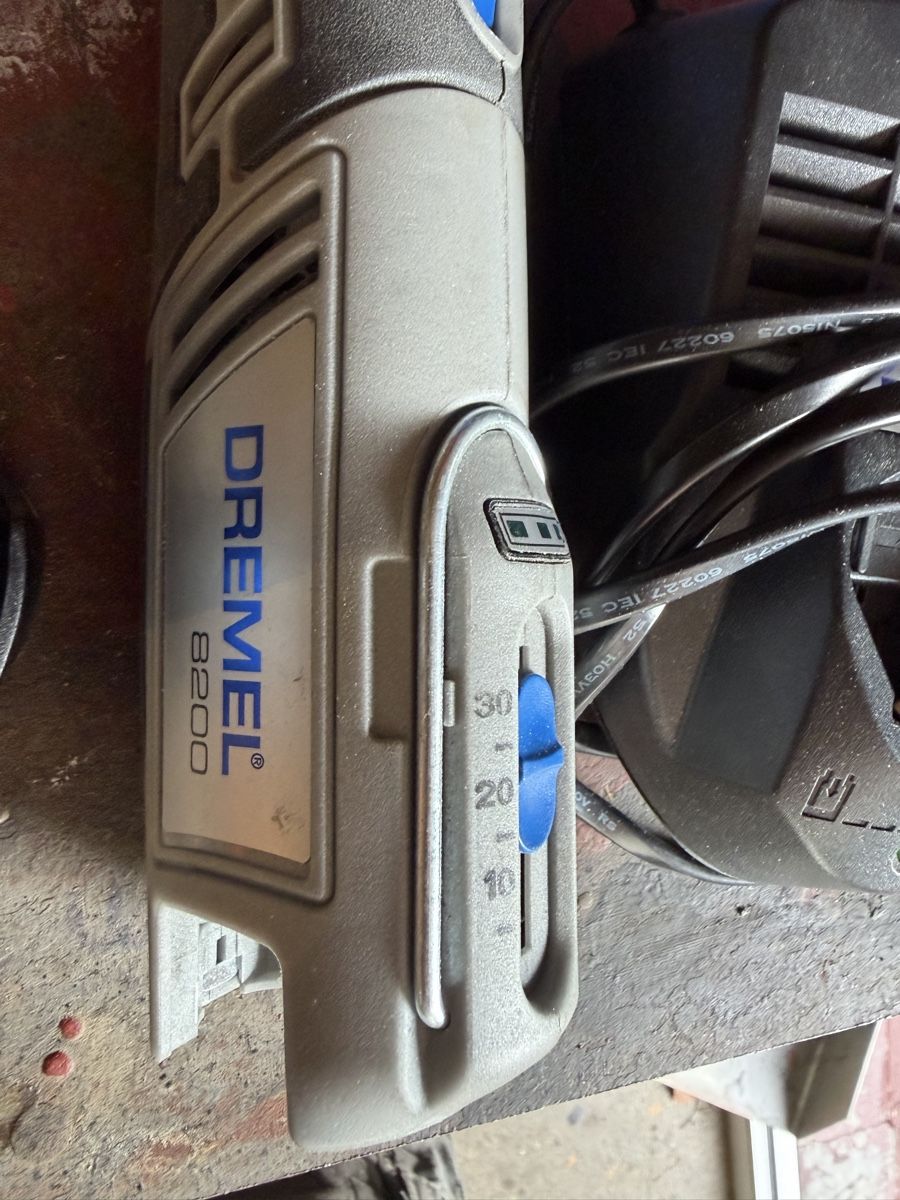 Toutes les machines: Dremel mit zubehör – D'occasion à oftringen par stouner1