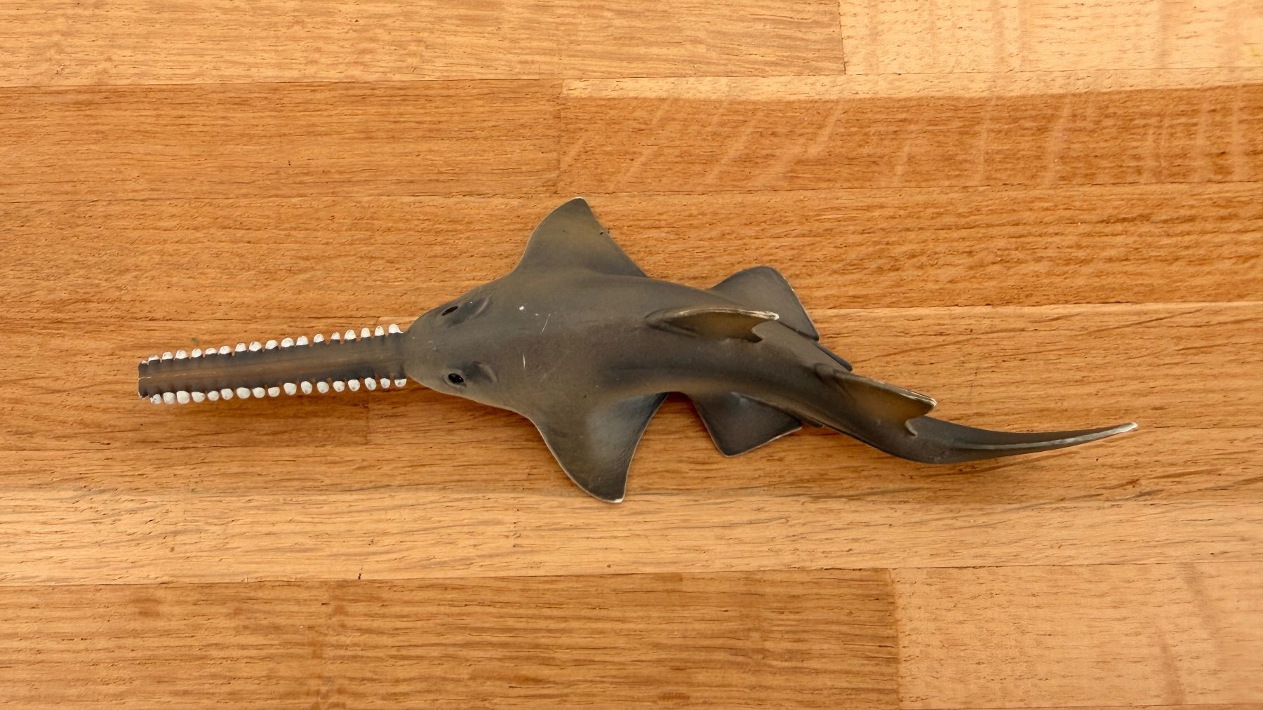 Schleich Giocattoli: SCHLEICH - Sägefisch Sägerochen 14724 – Usato da Winterthur venduto da Secondhand-Family 5